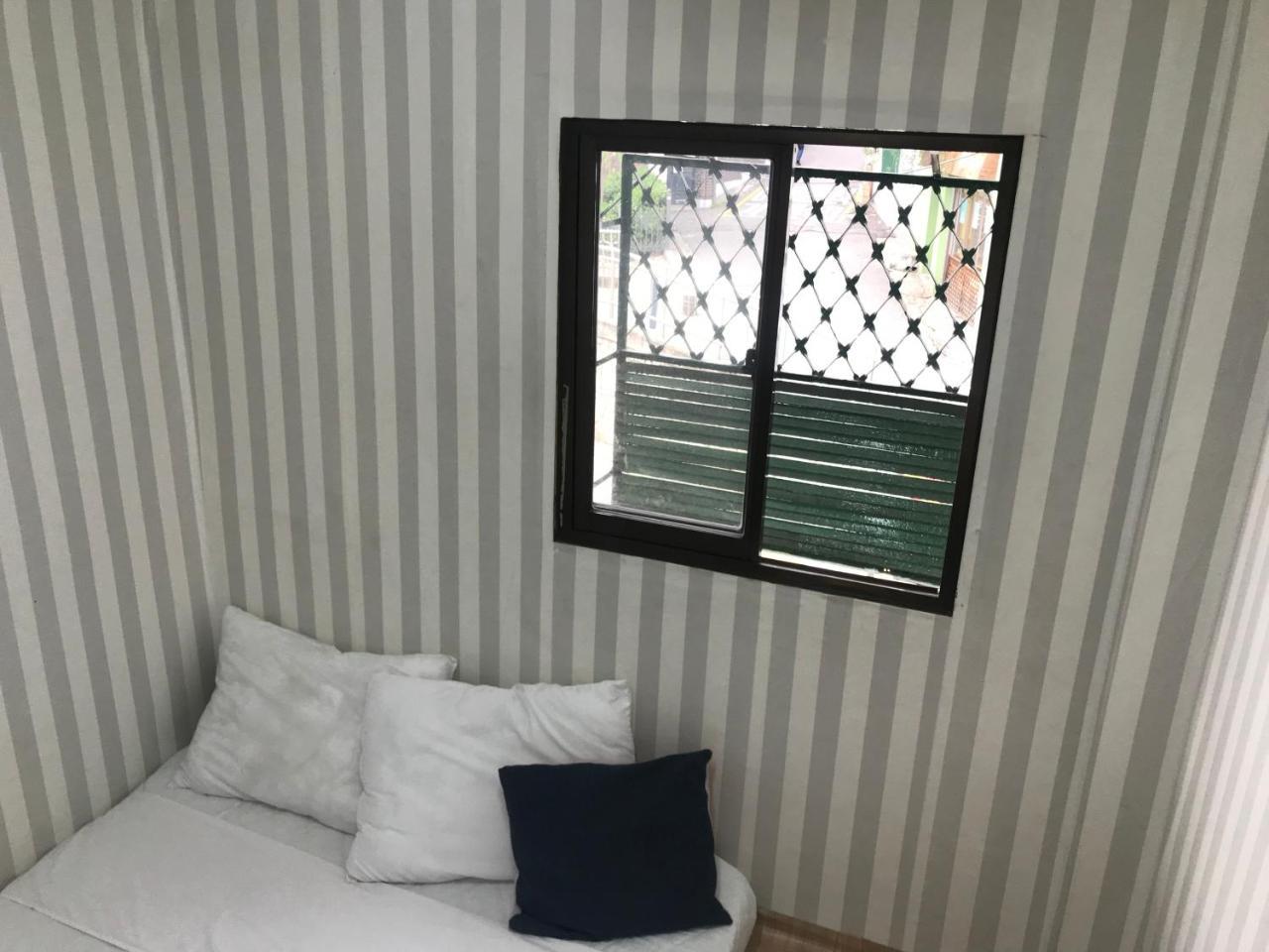 Kazi Family Hotel / Guest House Сеул Екстериор снимка